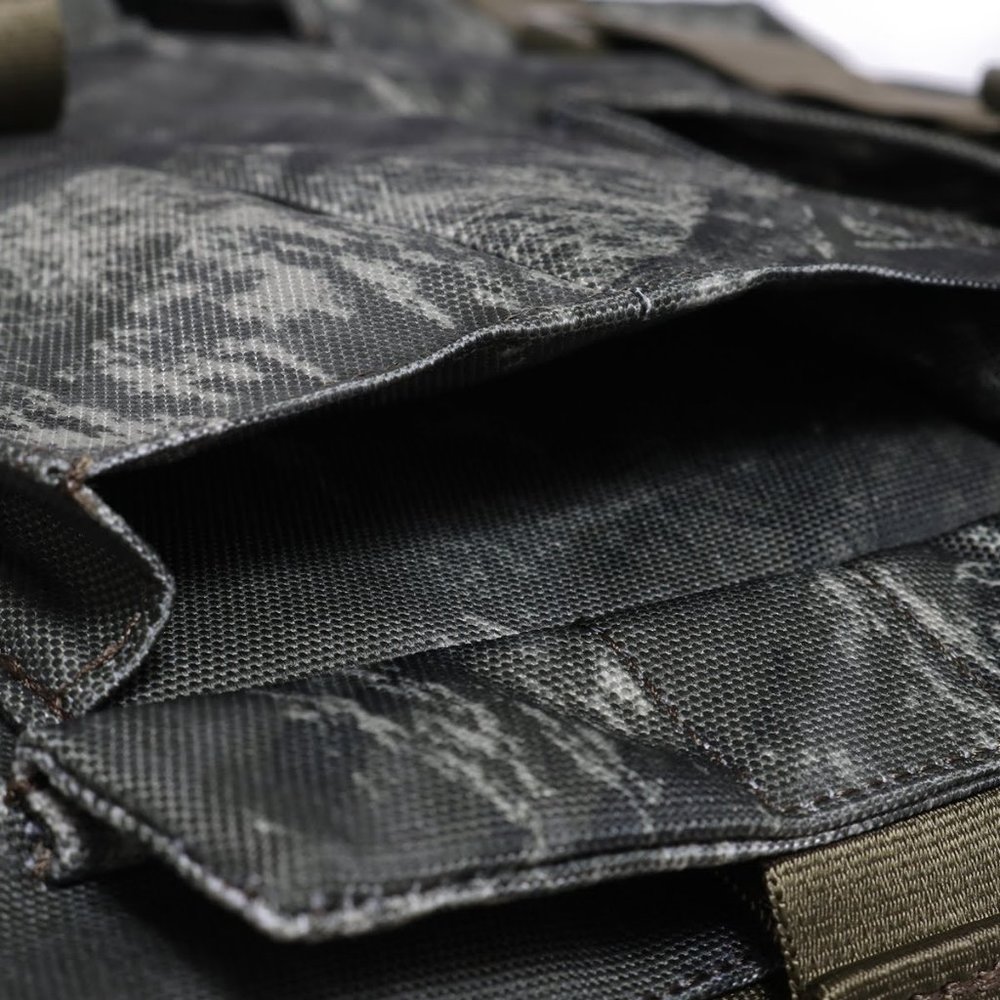 Nike Pocket Tote - Printed Camo Bag - Picture 7 of 12